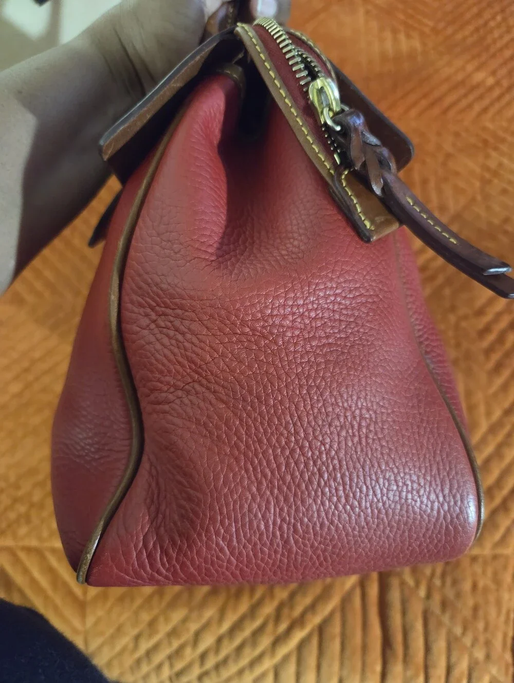 Dooney & Bourke Pebble Leather Satchel Red Brown Crossbody EUC